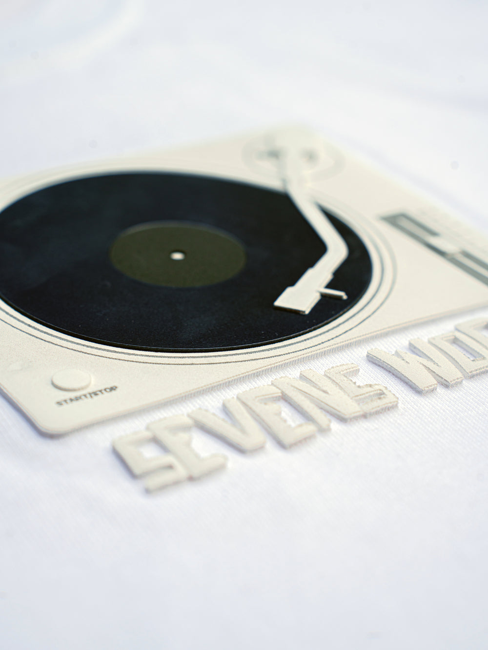 3D Turntable T-shirt